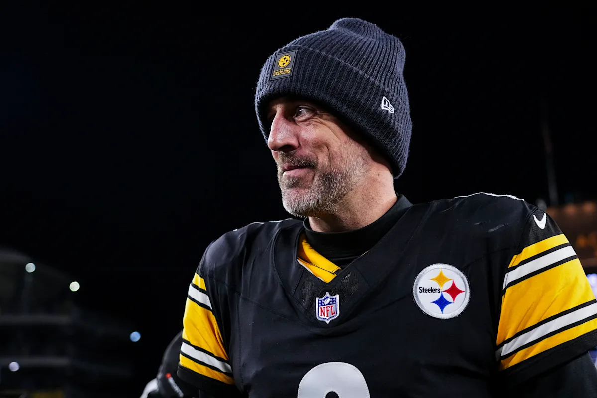 Aaron Rodgers reportedly returning to Steelers for 2026 Tenure creates buzz