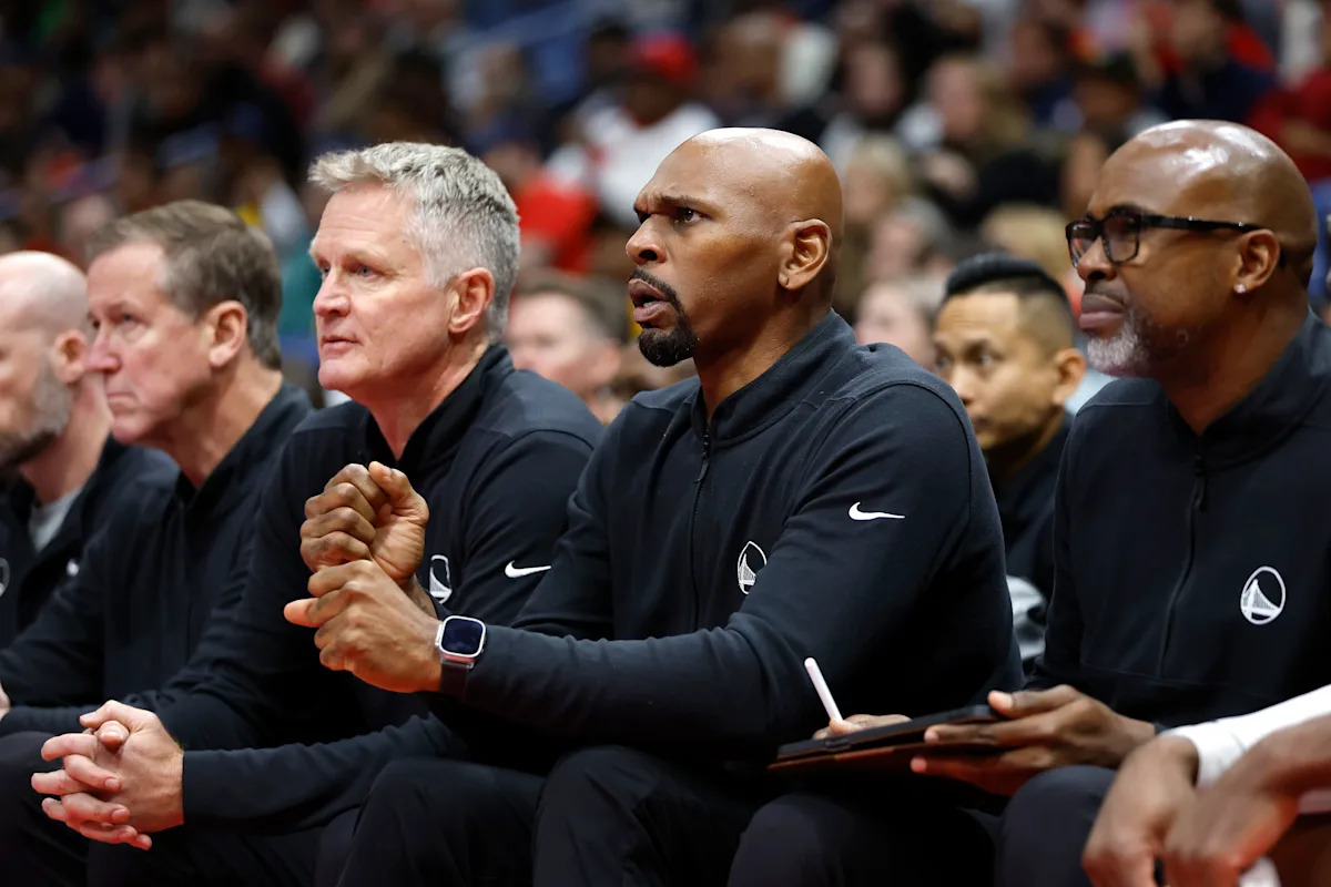 Top Warriors assistants Terry Stotts -- Jerry Stackhouse leaving coaching staff hits headlines