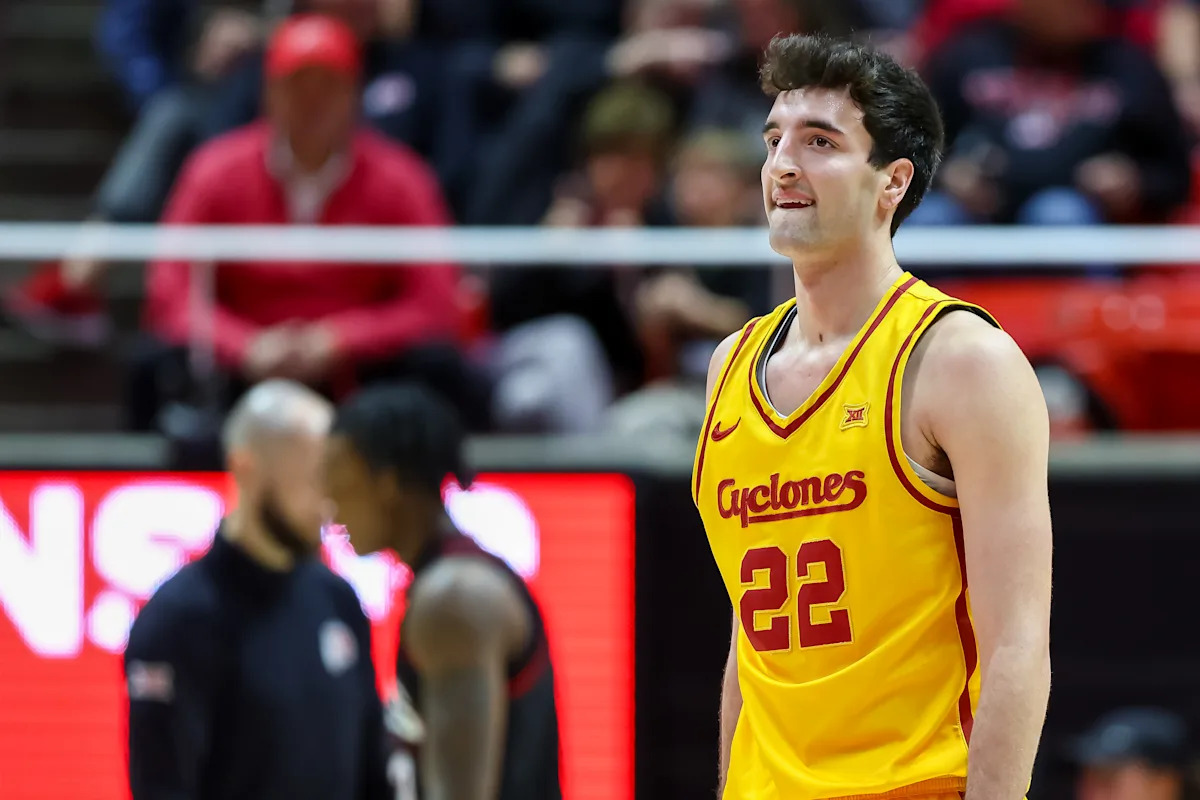 Milan Momcilovic withdraws from NBA Draft, remains in NCAA transfer portal reported globally