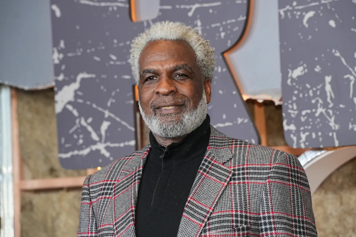 Charles Oakley-James Donal feud continues during Knicks' NBA Finals Execute reported globally